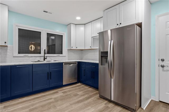 321 Hospital DR, Virginia Beach, VA 23452