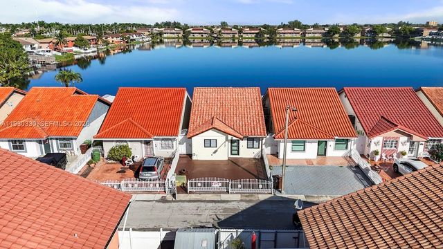 2737 W 55th Pl, Hialeah, FL 33016