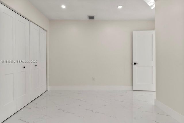 2737 W 55th Pl, Hialeah, FL 33016