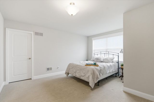 1879 Kensington Boulevard, Scio Twp, MI 48103