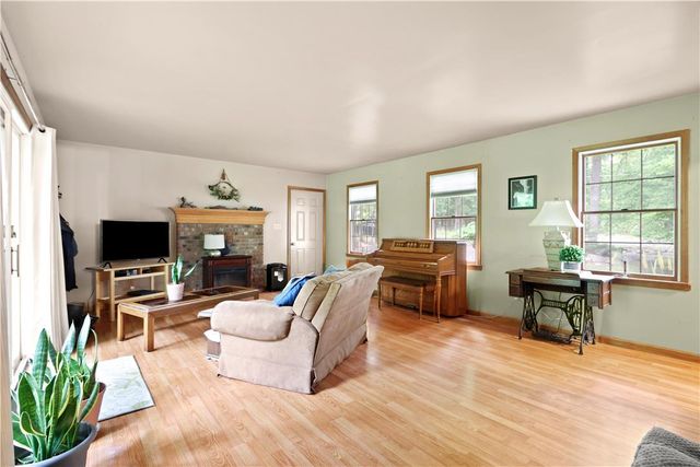 209 Remington Road, Smithfield Twp, PA 18301