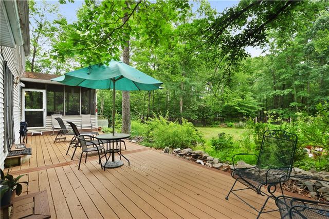 209 Remington Road, Smithfield Twp, PA 18301