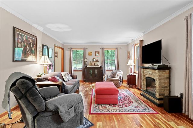 209 Remington Road, Smithfield Twp, PA 18301