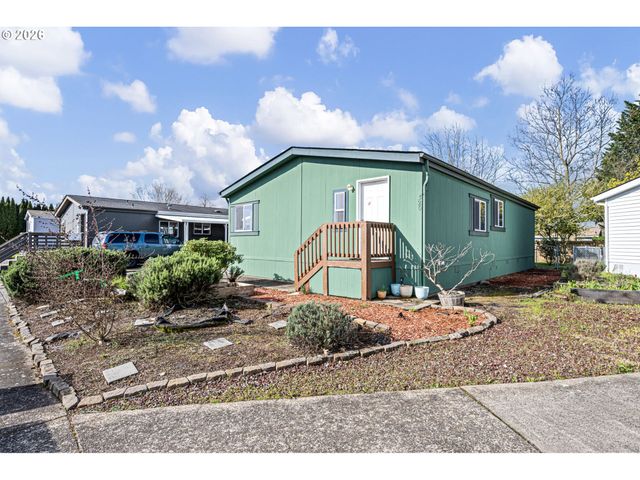 1699 N TERRY St 320, Eugene, OR 97402