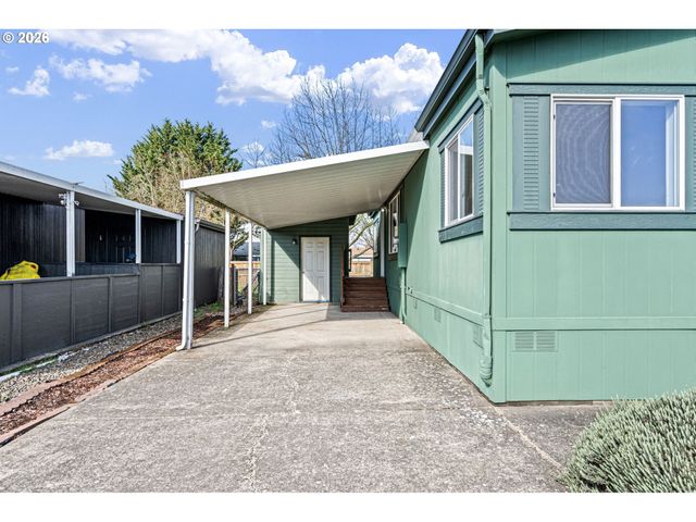 1699 N TERRY St 320, Eugene, OR 97402