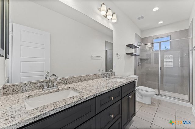 1130 Twin Deer Lane, Canyon Lake, TX 78133