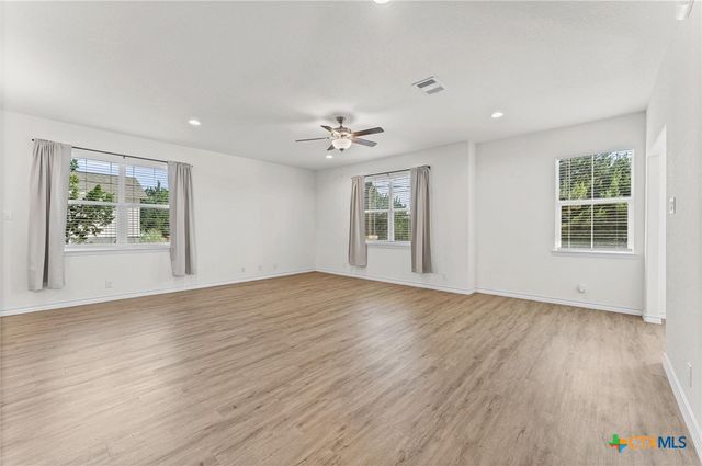 1130 Twin Deer Lane, Canyon Lake, TX 78133