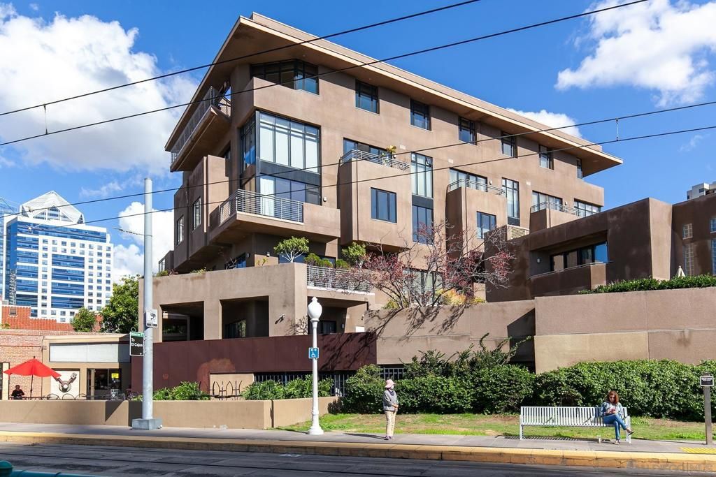 611 W G St 321, San Diego, CA 92101