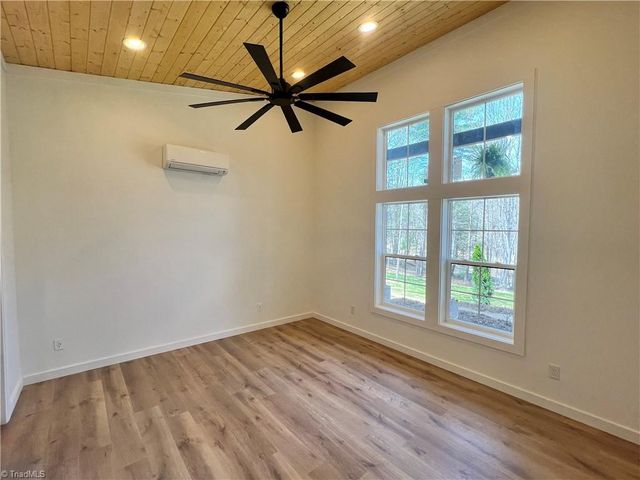 3270 Fries Road, Galax, VA 24333