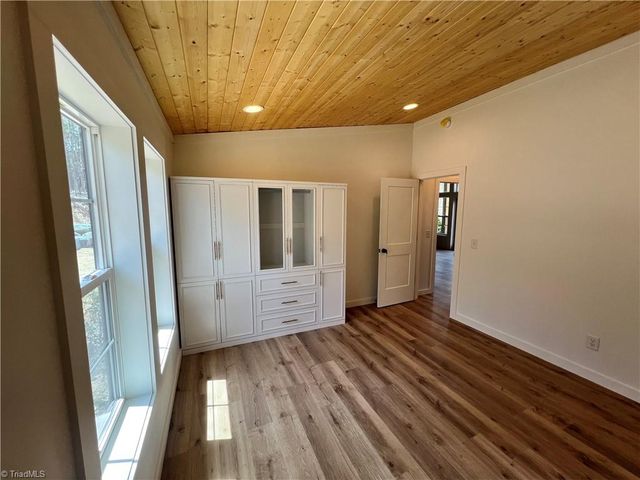 3270 Fries Road, Galax, VA 24333