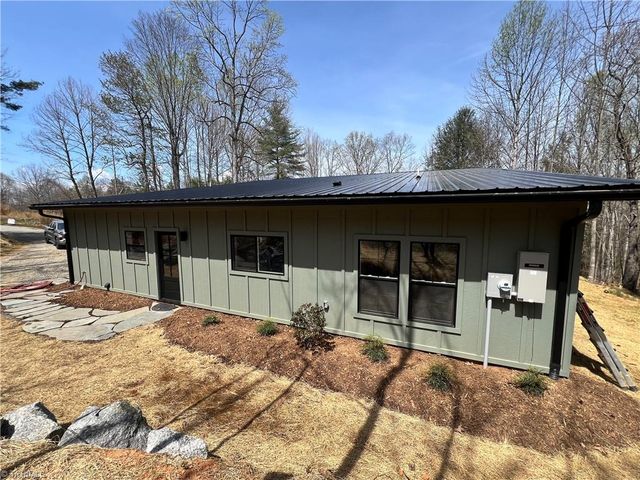 3270 Fries Road, Galax, VA 24333