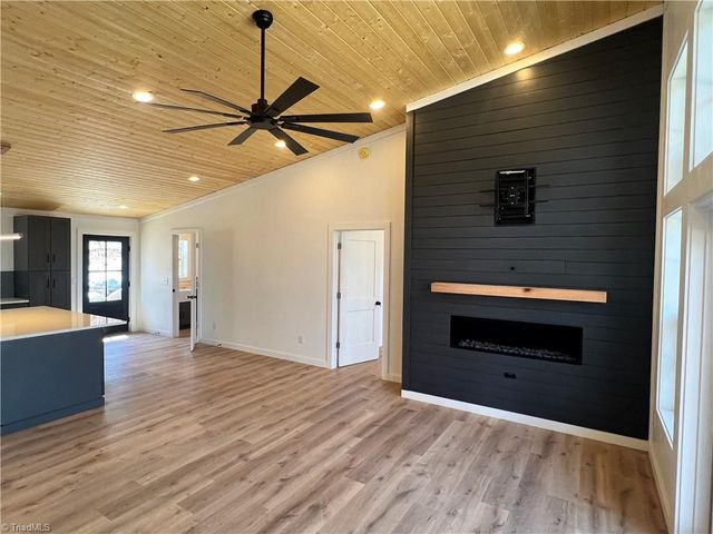 3270 Fries Road, Galax, VA 24333
