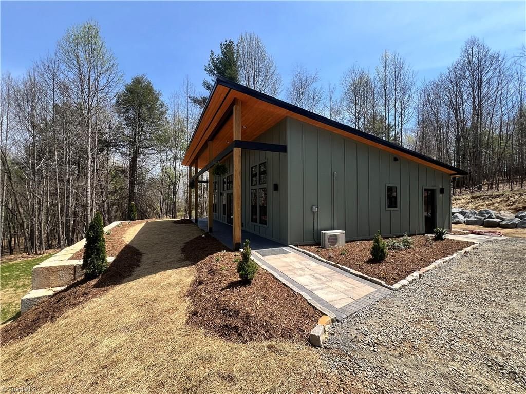 3270 Fries Road, Galax, VA 24333