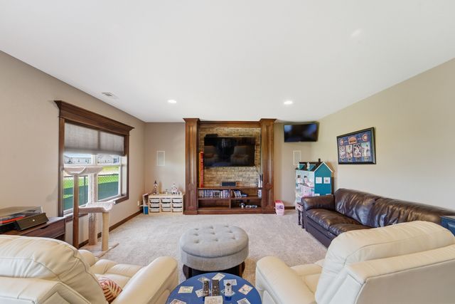 1017 NW 3rd Court, Grimes, IA 50111