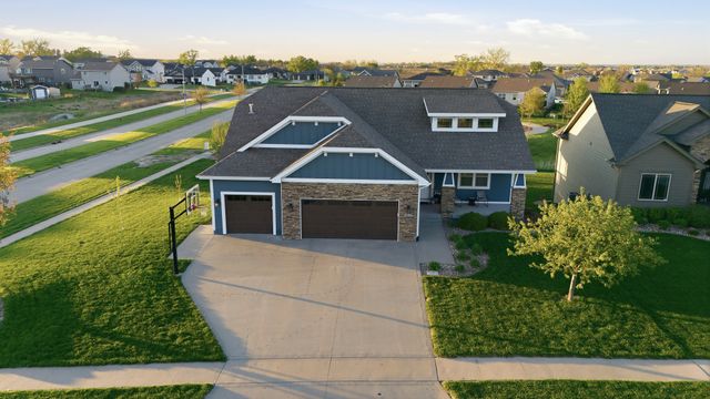 1017 NW 3rd Court, Grimes, IA 50111