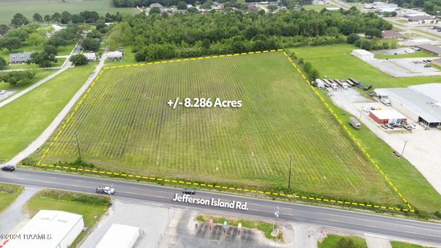 Jefferson Island Road, New Iberia, LA 70560