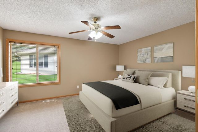 13677 Orchard Lane, Rogers, MN 55374