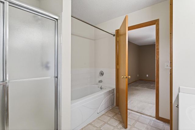 13677 Orchard Lane, Rogers, MN 55374