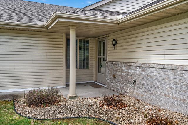 13677 Orchard Lane, Rogers, MN 55374