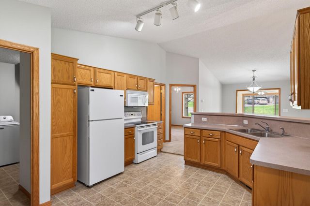 13677 Orchard Lane, Rogers, MN 55374