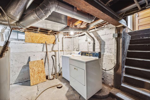 5106 Queen Avenue N, Minneapolis, MN 55430