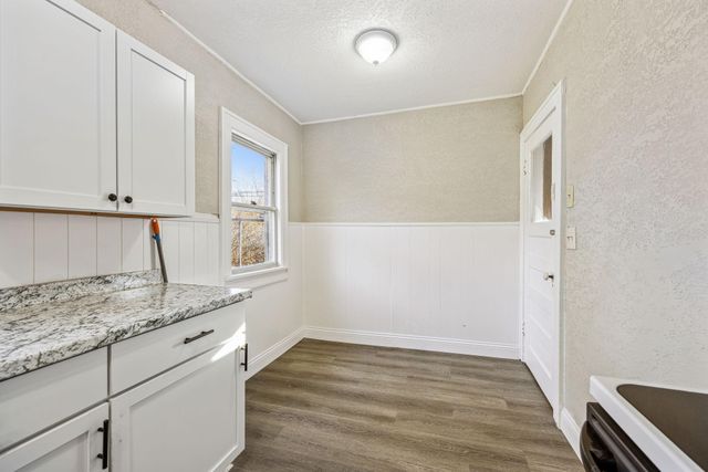 5106 Queen Avenue N, Minneapolis, MN 55430