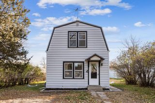 5106 Queen Avenue N, Minneapolis, MN 55430