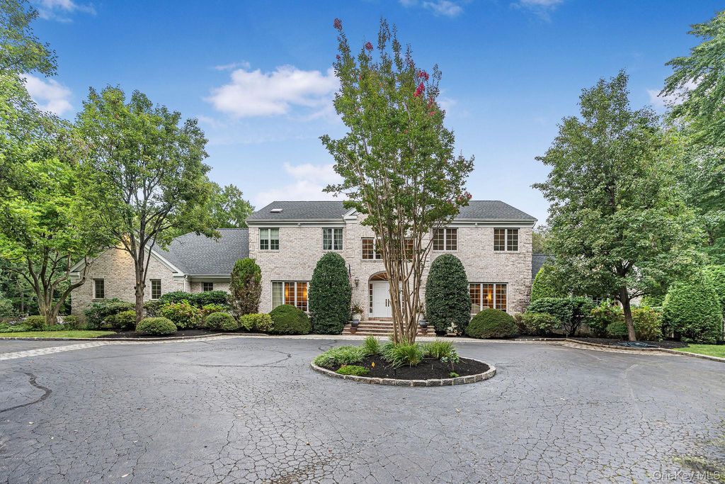 4 Ariana Court, Oyster Bay, NY 11771 — photo 3