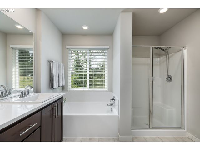 33358 Sw ROKIN Way, Scappoose, OR 97056