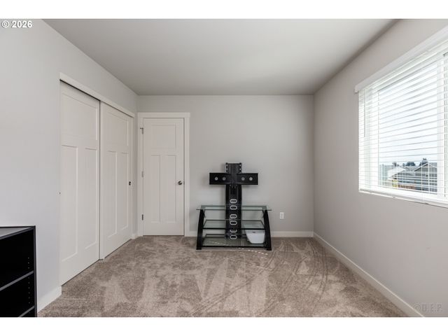 33358 Sw ROKIN Way, Scappoose, OR 97056