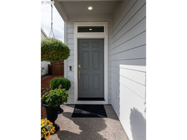 33358 Sw ROKIN Way, Scappoose, OR 97056