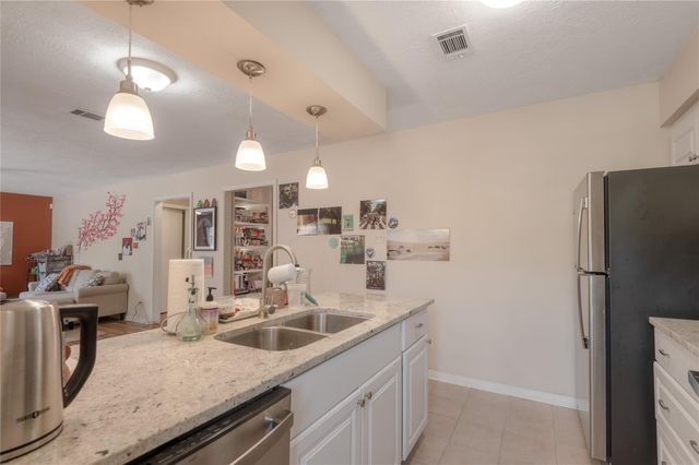 2402 Sycamore Avenue A7, Huntsville, TX 77340