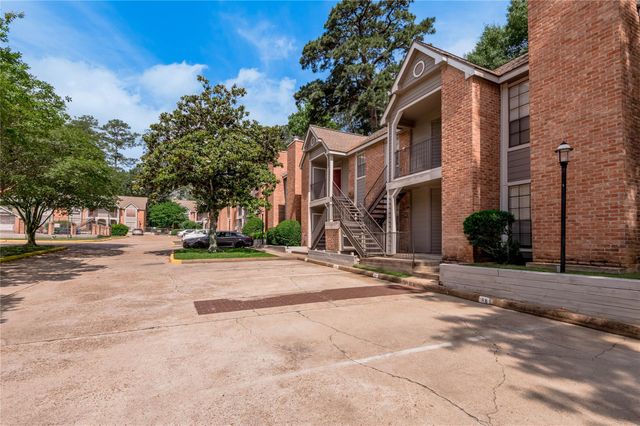 2402 Sycamore Avenue A7, Huntsville, TX 77340