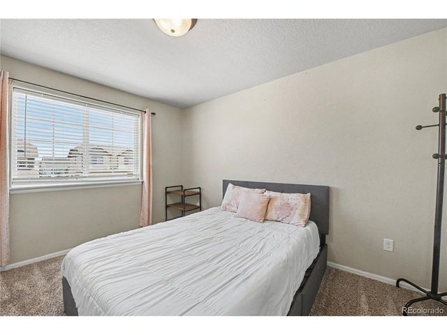 1676 Country Sun Dr, Windsor, CO 80550