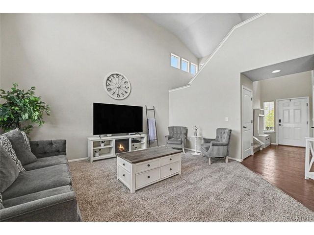 1676 Country Sun Dr, Windsor, CO 80550