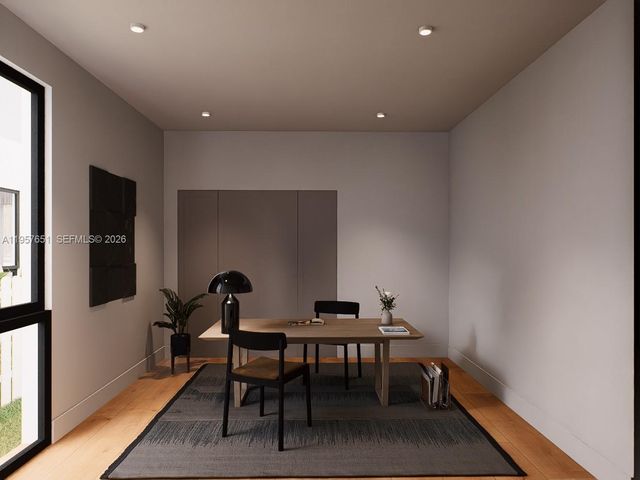 2665 Johnson St, Hollywood, FL 33020