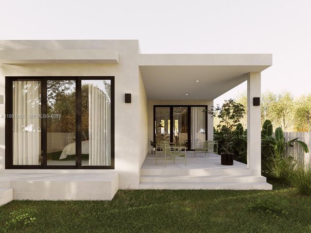 2665 Johnson St, Hollywood, FL 33020