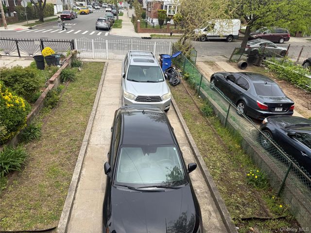 16822 144th Road, Jamaica, NY 11434