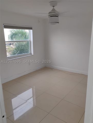 3536 NE 168th St 302, North Miami Beach, FL 33160