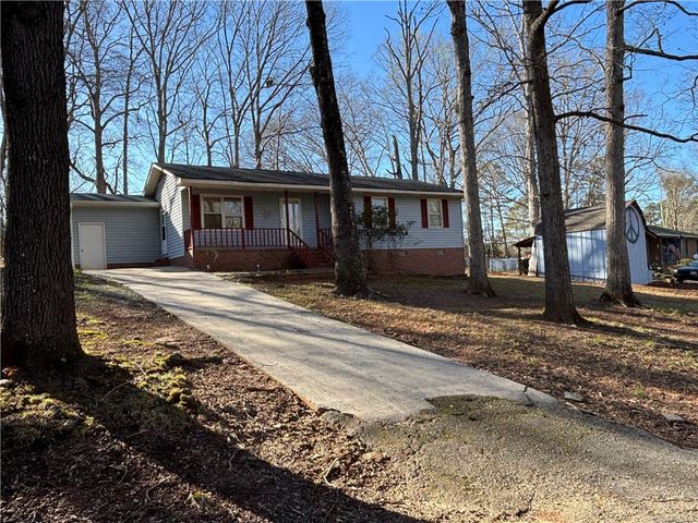 112 Ross Drive, Starr, SC 29684