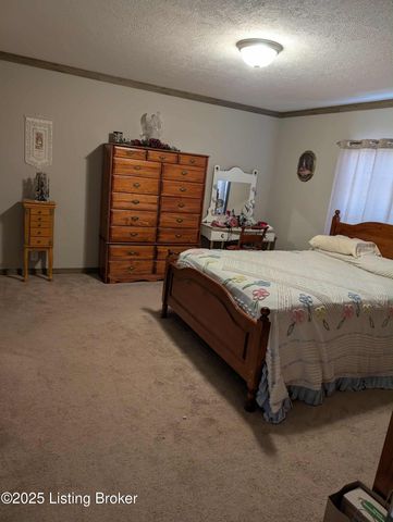 600 Harper Valley Rd, Cave City, KY 42127