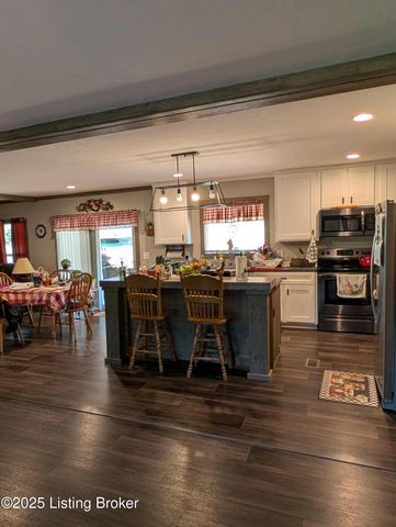 600 Harper Valley Rd, Cave City, KY 42127