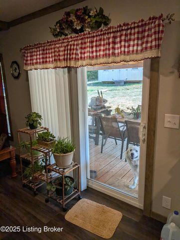 600 Harper Valley Rd, Cave City, KY 42127