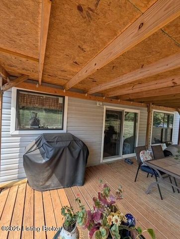 600 Harper Valley Rd, Cave City, KY 42127