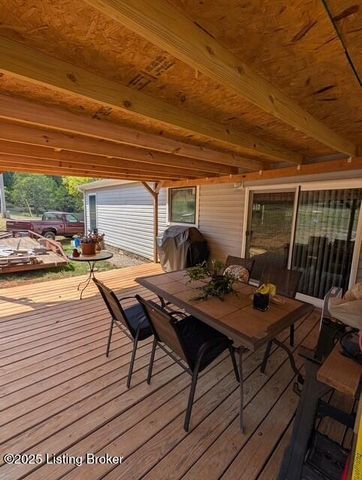 600 Harper Valley Rd, Cave City, KY 42127