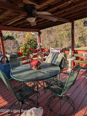 600 Harper Valley Rd, Cave City, KY 42127