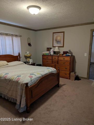 600 Harper Valley Rd, Cave City, KY 42127