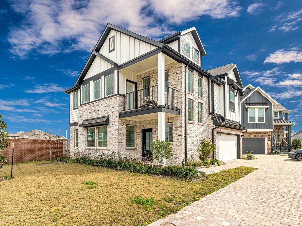 1456 Shaded Rock Drive, Missouri City, TX 77459