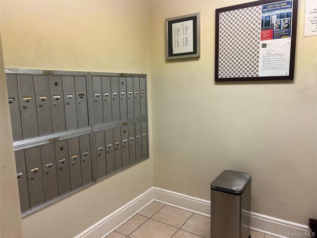 2 Consulate Drive, Tuckahoe, NY 10707