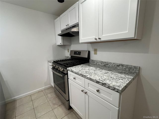 2 Consulate Drive, Tuckahoe, NY 10707